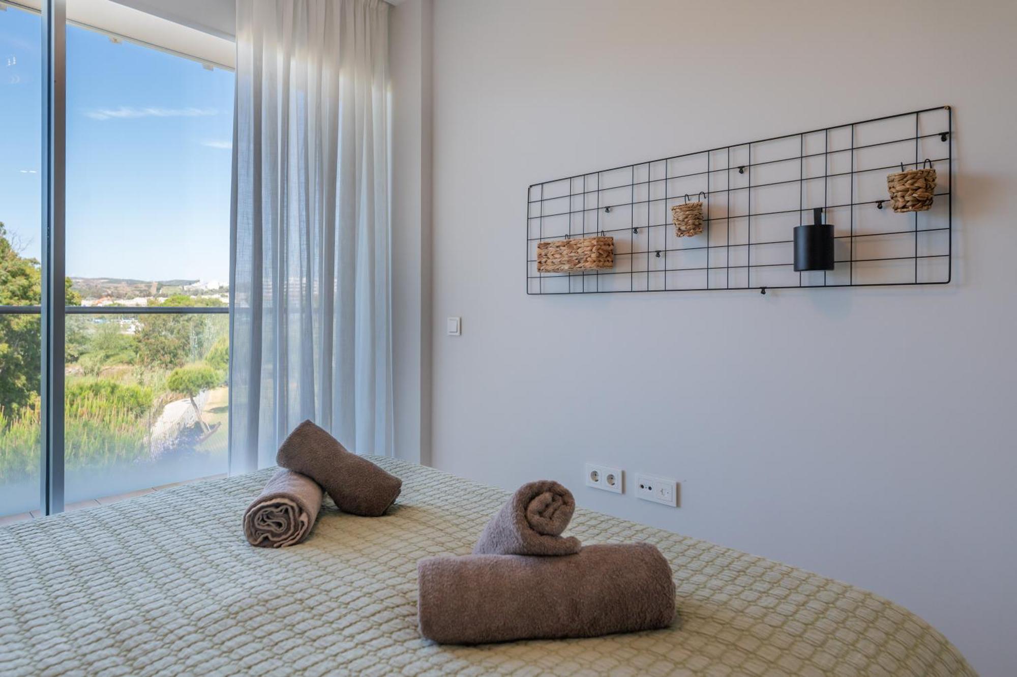 Apartamento Edge Luxury Beachfront 2br With 3 Pools, Wellness, Gym *